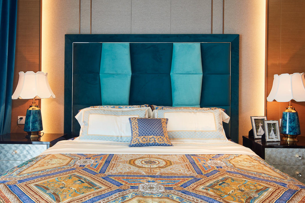 Bedroom Solutions - Bed AB005-18